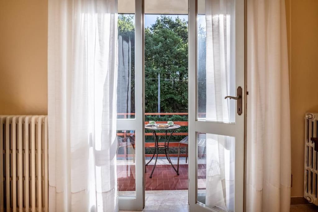 Appartamento Poggio Del Sole Лука Екстериор снимка