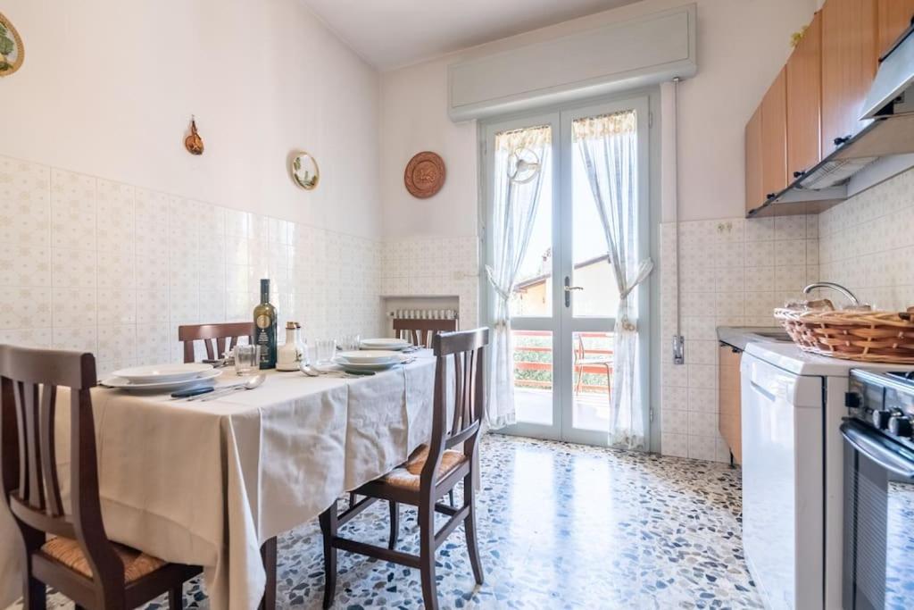 Appartamento Poggio Del Sole Лука Екстериор снимка